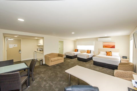 Belconnen Way Motel And Serviced Apartments - South Australia Travel 7