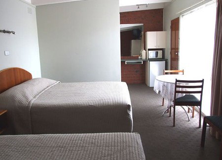 Abbotswood Motor Inn - South Australia Travel 4