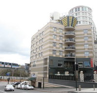 Seasons Darling Harbour - South Australia Travel