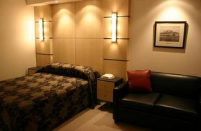 Brighton Savoy - South Australia Travel 0