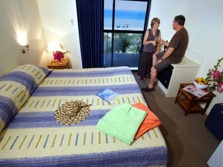 Monkey Mia Dolphin Resort - South Australia Travel 3