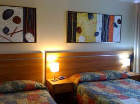 3 Sisters Motel - South Australia Travel 1