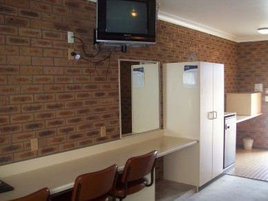 Town And Country Motor Inn Cobar - South Australia Travel 1