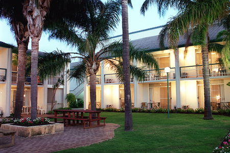 Mandurah Gates Resort - South Australia Travel 0