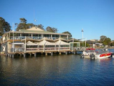 The Mitchells Waterfront B & B - South Australia Travel 1