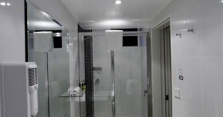 Townhouse Hotel - South Australia Travel 3