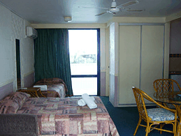 Club Surfers - South Australia Travel 0