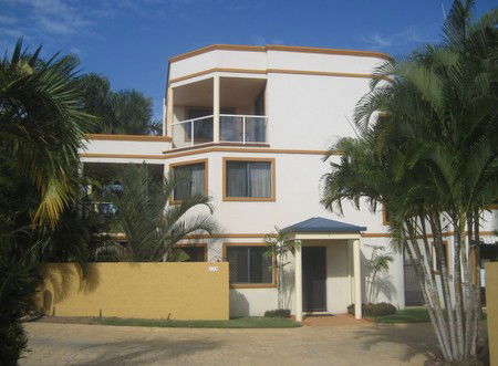Urangan QLD South Australia Travel