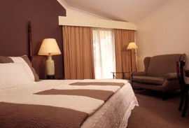 Tallawanta Lodge - South Australia Travel 0
