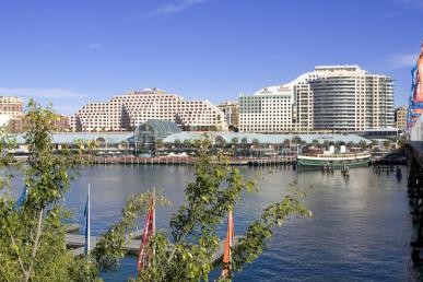 Hotel Ibis Darling Harbour - South Australia Travel 0