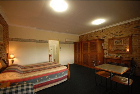 Country Gardens Motor Inn - South Australia Travel 2