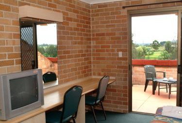 Windsor Terrace Motel - South Australia Travel 4