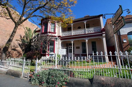 Alishan International Guesthouse - South Australia Travel 0