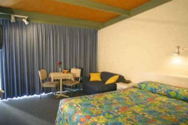 Kingfisher Motel - South Australia Travel 0