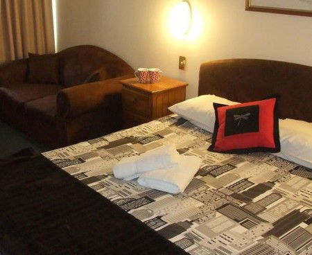 Lilac City Motor Inn & Streakhouse - South Australia Travel 4