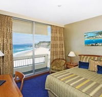 Quality Hotel Noahs on the Beach - South Australia Travel