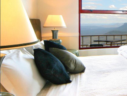 Echoes Hotel And Restaurant - South Australia Travel 1