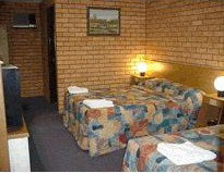 Royal Palms Motor Inn - South Australia Travel 0
