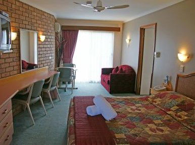 Sapphire Waters Motor Inn - South Australia Travel 4
