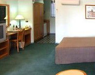 Young Federation Motor Inn - South Australia Travel 0
