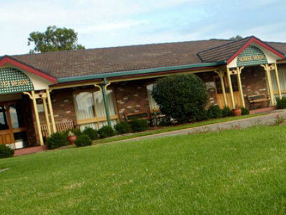 Carriage House Motor Inn - South Australia Travel 1