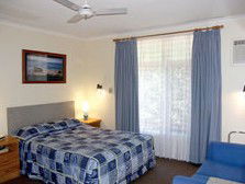 Flying Spur Motel - South Australia Travel 1