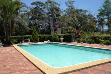 Beerwah Glasshouse Mountains Motel - South Australia Travel 0