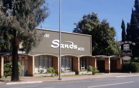 The Sands Motel - South Australia Travel 0