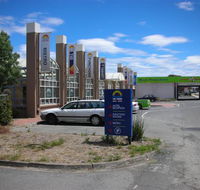 Waurn Ponds Hotel - South Australia Travel