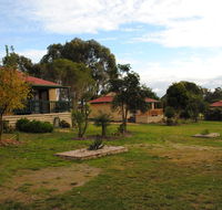 Lakes Entrance Country Cottages - South Australia Travel