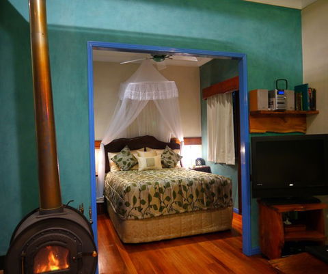 Lillypillys Cottages & Day Spa - South Australia Travel 1