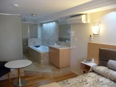 Indian Ocean Hotel - South Australia Travel 1
