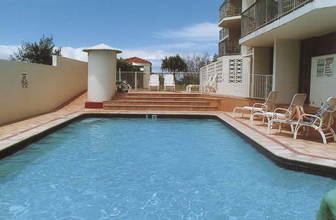 Golden Sands Holiday Apartments - South Australia Travel 4