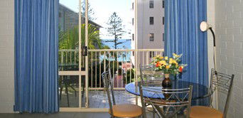 Surf Dance Holiday Units - South Australia Travel 0