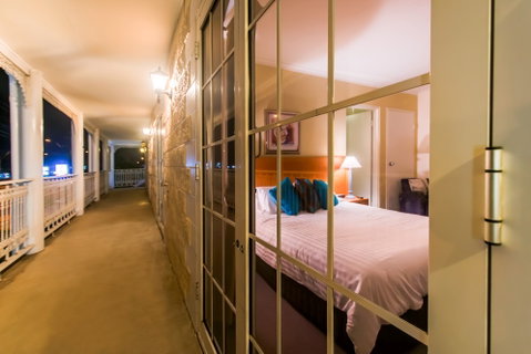 White Lace Motor Inn - South Australia Travel 3