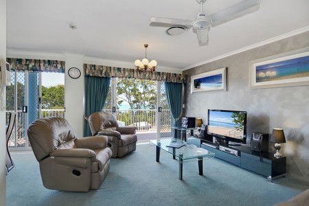 White Crest Luxury Apartments - South Australia Travel 4