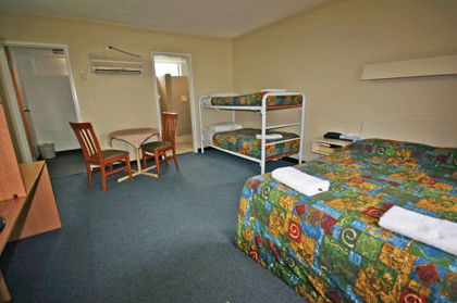 Red Cedars Motel - South Australia Travel 2