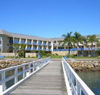 Mariners On The Waterfront - South Australia Travel