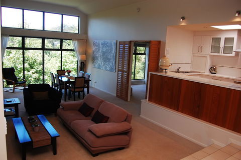 Sketches Mountain Resort - South Australia Travel 5