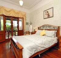 Above Bored Bed and Breakfast - South Australia Travel