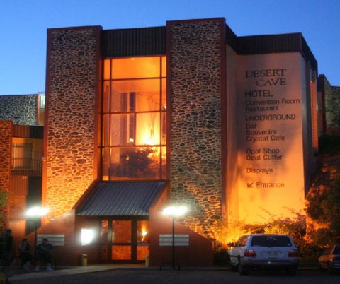 Desert Cave Hotel - South Australia Travel 1