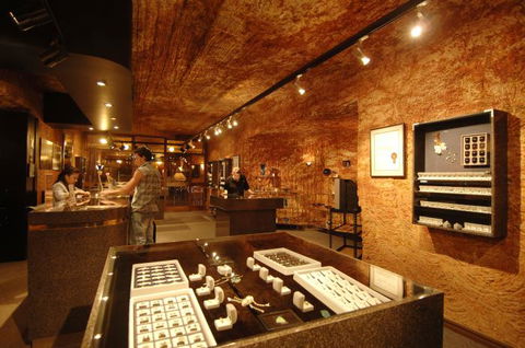 Desert Cave Hotel - South Australia Travel 6