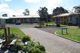 Milang Lakes Motel - South Australia Travel 0