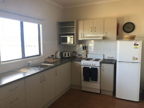 Sundowner Cabin And Tourist Park - South Australia Travel 6