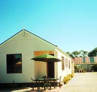 Port Vincent Holiday Cabins and Apartments - South Australia Travel