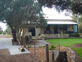 River Walk Cottage - South Australia Travel 0