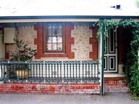 The Lion Cottage - South Australia Travel 0