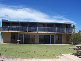 Moonta Bay Beach Villas - South Australia Travel 0