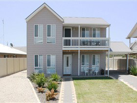 Rocks Retreat Holiday House - South Australia Travel 0