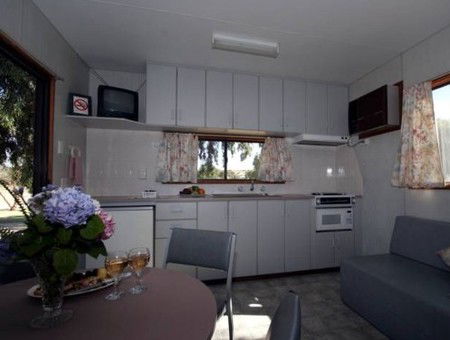 Loxton Riverfront Caravan Park - South Australia Travel 1